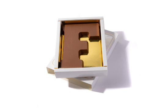 Chocoladeletter F per 8 stuks 4,50 per stuk